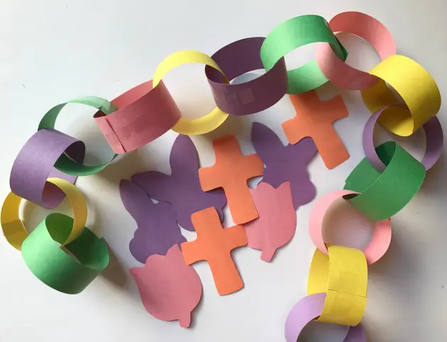 Countdown Till Easter Paper Chain by Family Focus Blog