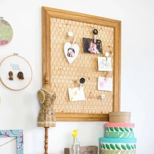 This DIY Memo Board with Chicken Wire is by Sustain My Craft Habit.