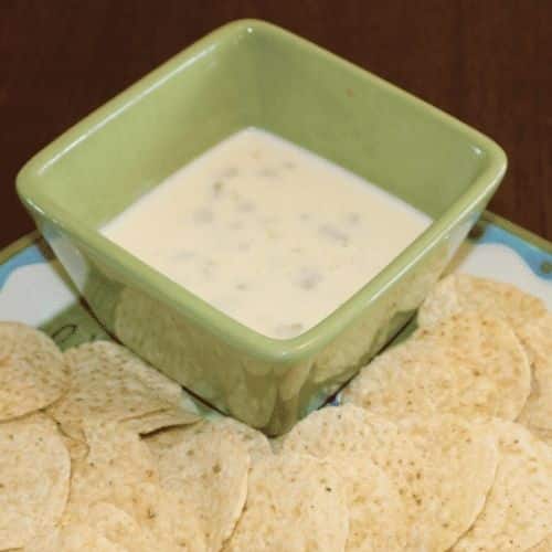 White Queso dip with tortilla chips