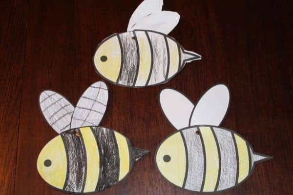 3 bee paper crafts colored and assembled