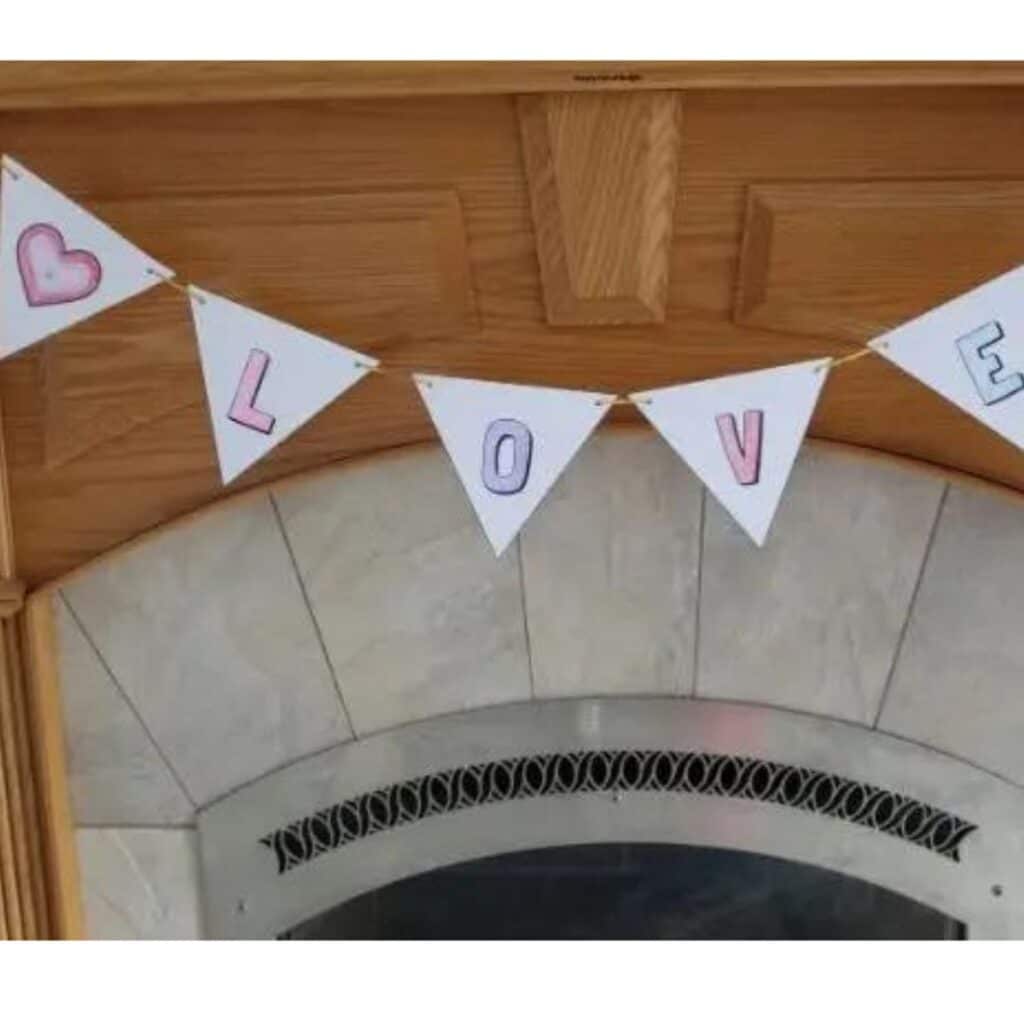 DIY love banner - a make your own banner printable