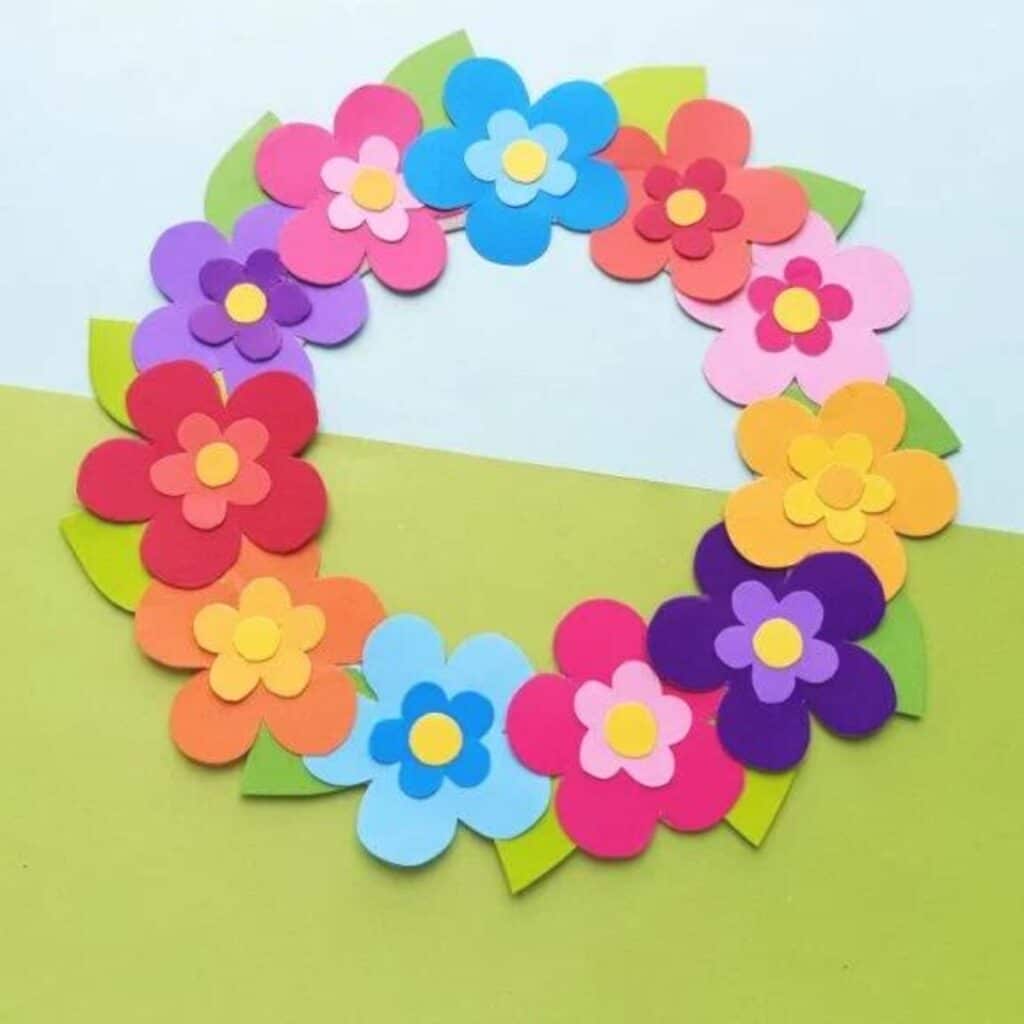 paper flower wreath by Ottawa Mommy Club