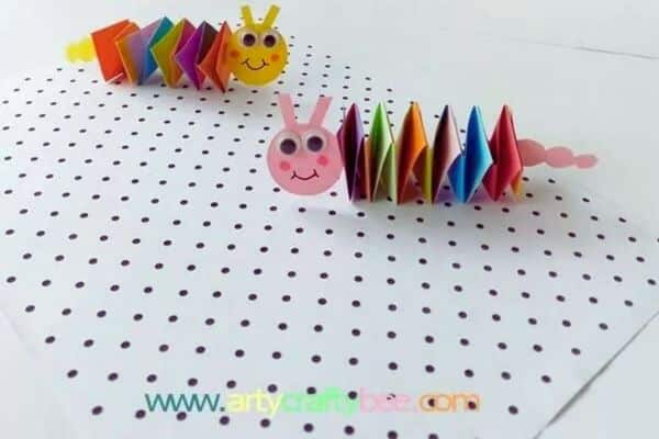 caterpillar slinky craft by arty crafty bee