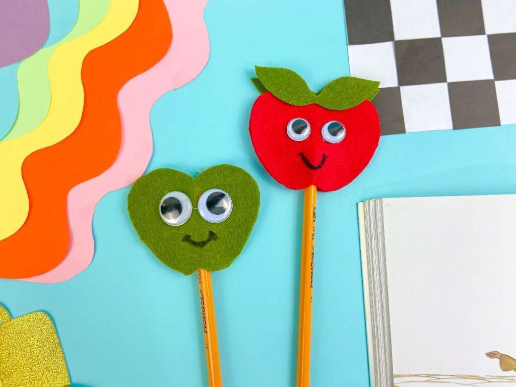 felt apple pencil toppers by Two Kids and a Coupon