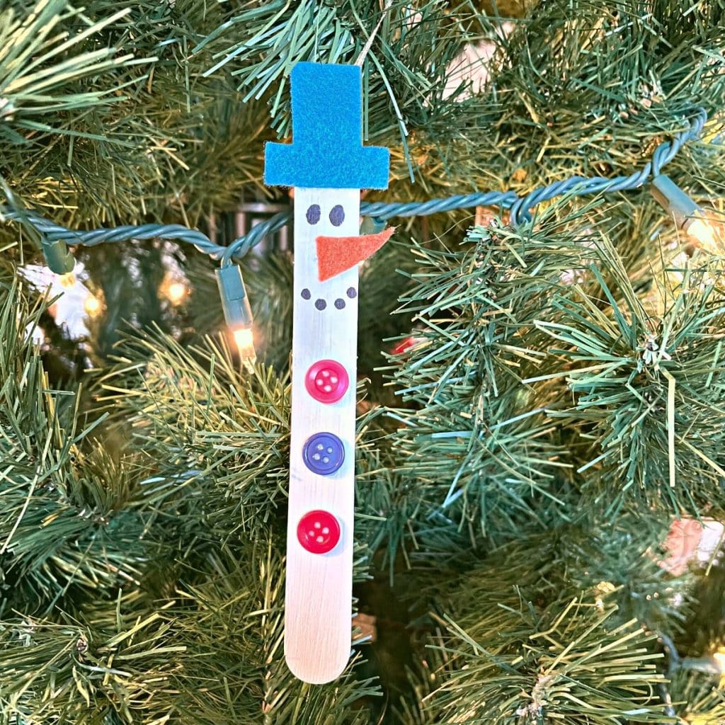 diy Christmas snowman ornament made from popsicle sticks