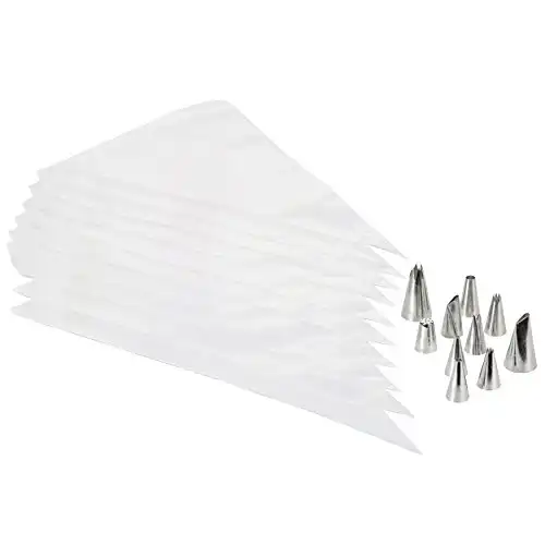 Wilton 20-Piece Cake Decorating Kit