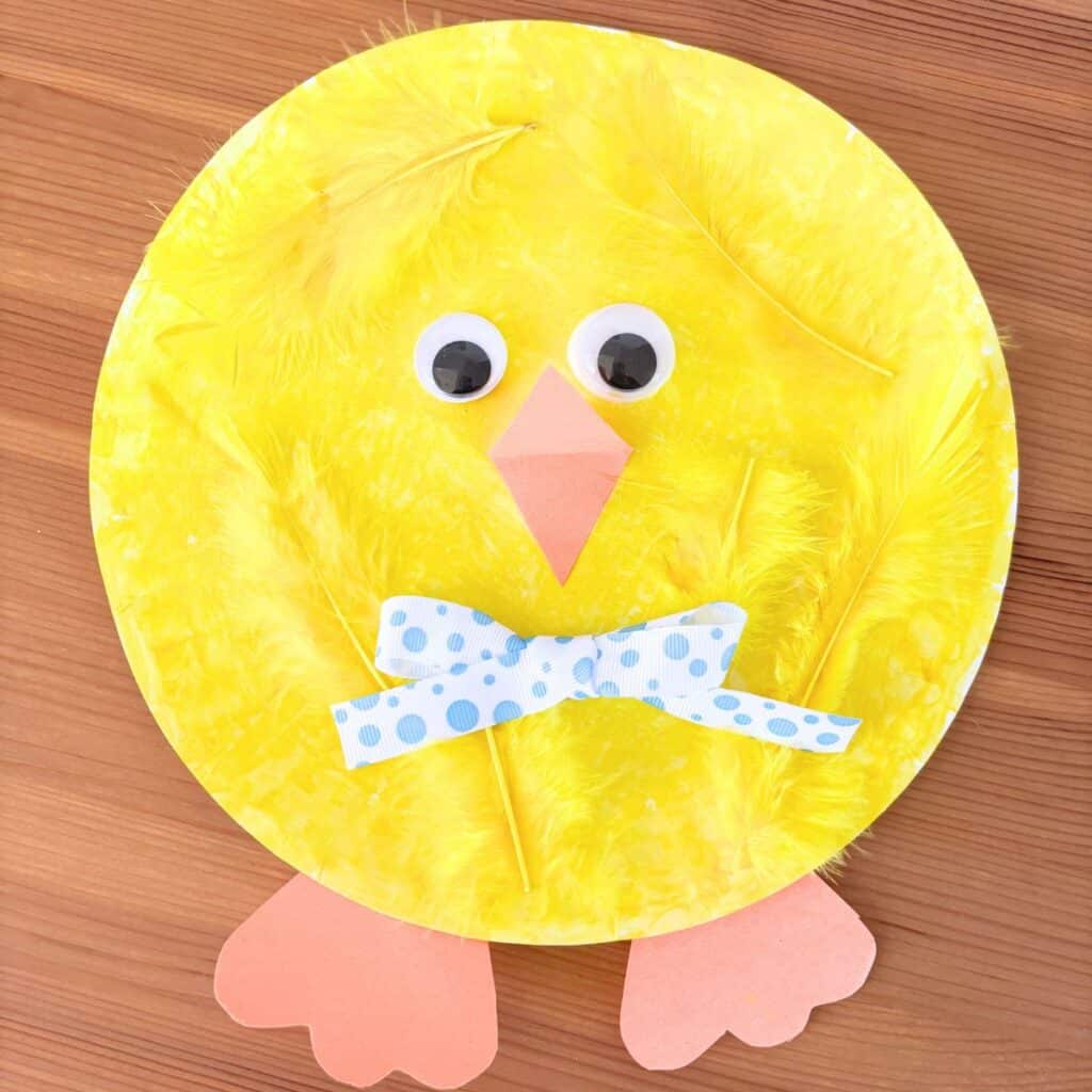 a boy paper plate chick with a bow tie